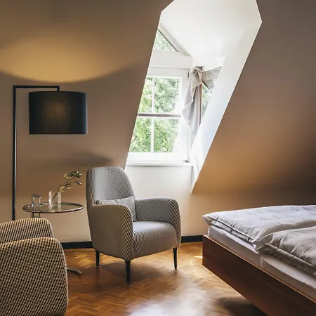 Consulat Des Weins Hotel Sankt Martin