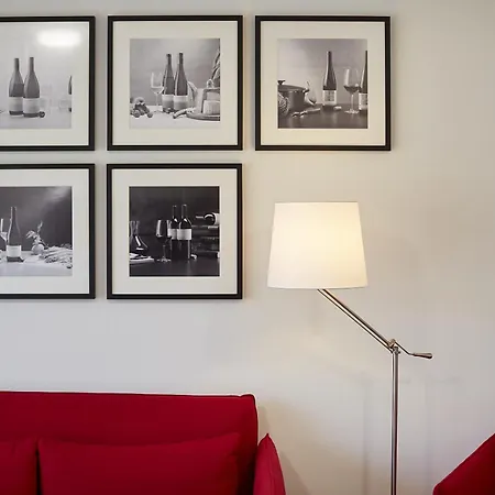 Consulat Des Weins Hotel 4*