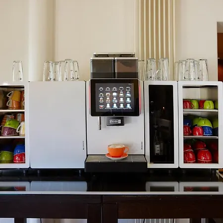 Hotel Consulat Des Weins 4*