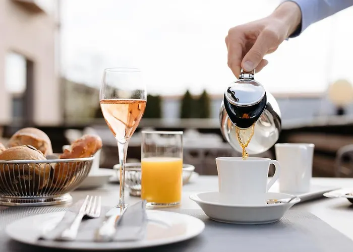 Consulat Des Weins Hotel