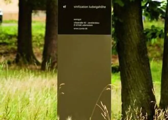 Hotel Consulat Des Weins