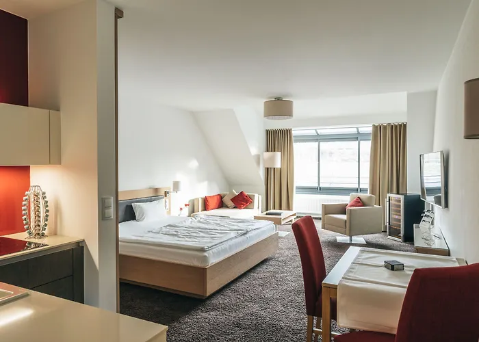 Consulat Des Weins Hotel 4*